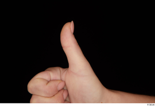Katy Rose fingers thumb 0002.jpg